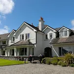 Loch Lein מלון 4*