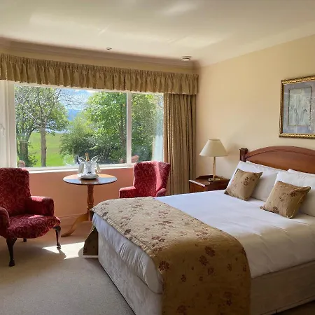 Hotel Loch Lein 4*