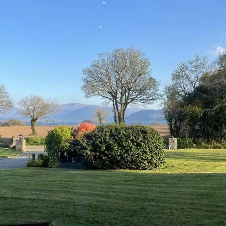 Loch Lein Otel